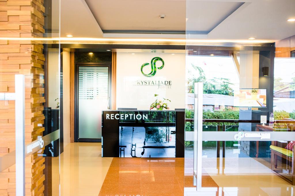 Crystal Jade Hotel Районг Екстер'єр фото