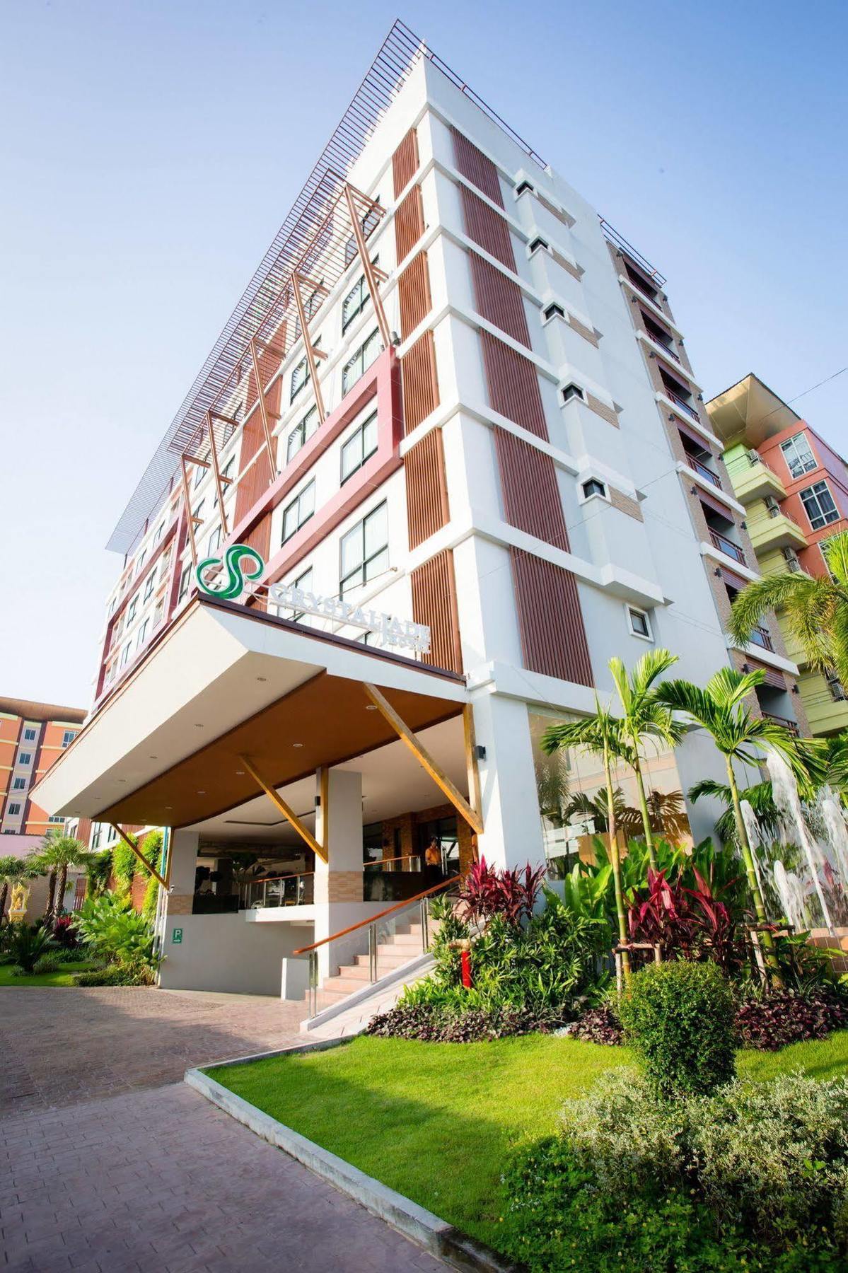 Crystal Jade Hotel Районг Екстер'єр фото